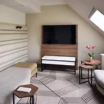 Marriott Hotel 5*