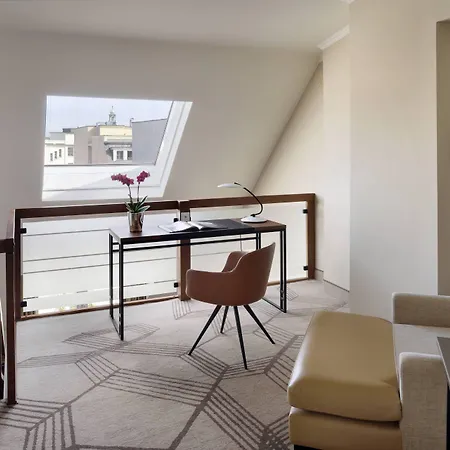 Ξενοδοχείο Marriott 5*