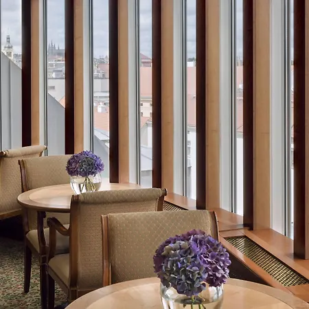 Ξενοδοχείο Marriott 5*