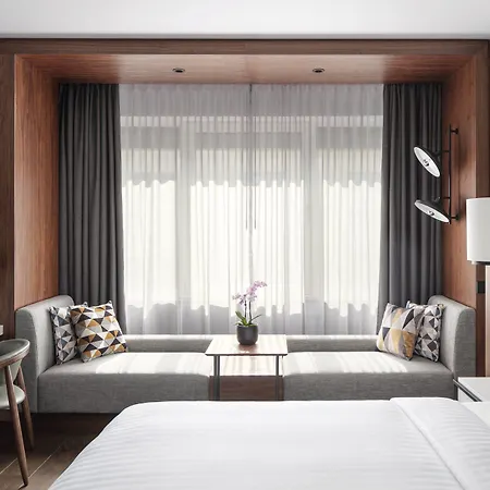 Ξενοδοχείο Marriott 5*