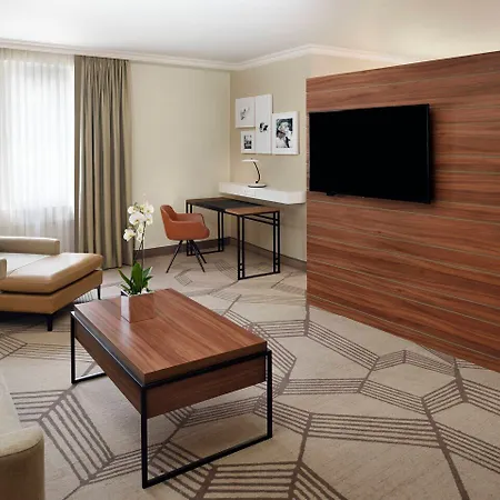 Ξενοδοχείο Marriott 5*